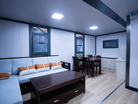 Conteneur pliable et extensible de 40 pieds, maison mobile préfabriquée moderne de 2 à 4 chambres pour usage résidentiel extérieur, hôtel, villa