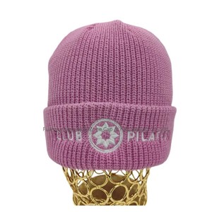 Berretti Invernali Personalizzati con Logo Jacquard Lavorato a Maglia, Berretti con Risvolto di Alta Qualità - Product Image 2