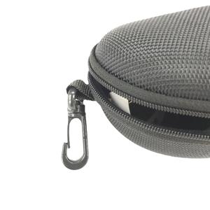 กล่องใส่แว่นตาผ้าอ๊อกซ์ฟอร์ด EVA แบบซิป ทรงสี่เหลี่ยม สีพื้น ปรับแต่งได้ ฤดูร้อน 2021 ขายส่ง - Product Image 3