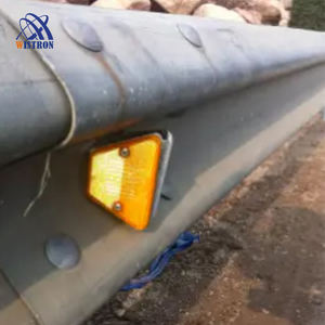 Luz de Advertencia de Tráfico LED Solar, Delineador de Barrera Trapezoidal para Carreteras, Marcadores Reflectantes para Carreteras - Product Image 6