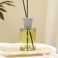 Diffuseur de parfum en verre de qualité supérieure, design exquis, parfum floral, logo personnalisé, adapté aux enfants, non toxique, cadeau pour la maison
