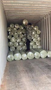 قماش مفروشات بوليستر مريح للبيع من المصنع مباشرة على الطراز الحديث - Product Image 6