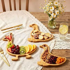 Bandeja de Madera con Forma de Ganso Pengzhan, Plato de Aperitivos y Postres Ecológico con Diseño de Animal de Dibujos Animados para Niños, Uso en el Hogar y Hoteles - Product Image 1