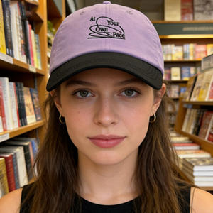 Casquette de baseball brodée bicolore lavande et noire « À votre rythme » pour adultes, casquette ajustable pour le quotidien, les sorties décontractées et les cafés - Product Image 1