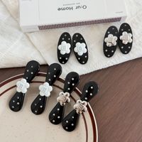 Aksesoris Rambut Wanita Terlaris YJL, Jepit Rambut Minimalis Bunga Putih Krim, Jepit Rambut Custom, Jepit Rambut Asetat