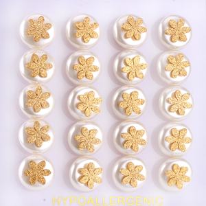 Boucles d'oreilles en perles de haute qualité, bijoux en or, boucles d'oreilles en acier inoxydable - Product Image 5