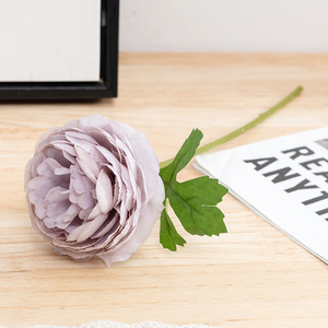 <span class=keywords><strong>Bouquet</strong></span> <span class=keywords><strong>de</strong></span> <span class=keywords><strong>mariée</strong></span> artificiel en soie (ranunculus, rose, <span class=keywords><strong>pivoine</strong></span>) pour la décoration <span class=keywords><strong>de</strong></span> table à la maison, mariage, Thanksgiving, remise des diplômes - Vente en gros - Product Image 6