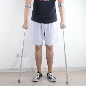 Béquilles télescopiques réglables en alliage d'aluminium pour la récupération après fracture - Product Image 4