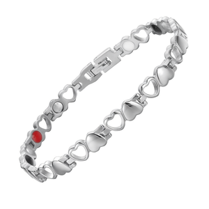 Pulsera elegante de doble corazón para mujer, pulsera magnética de terapia de acero inoxidable - Product Image 1