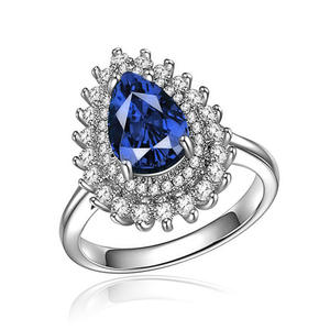 Anillo de Diamantes de Corte Pera de Lujo para Mujer con Diamantes Sintéticos Cultivados en Laboratorio, Estilo Compromiso T0827 - Product Image 2