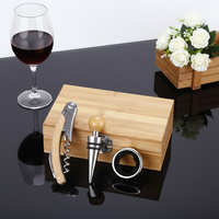 Coffret Cadeau Personnalisé 4-en-1 pour Ouvre-Bouteille et Bouchon de Vin Rouge avec Accessoires, Tire-Bouchon en Bois avec Anneau Anti-Goutte, Boîte en Bois