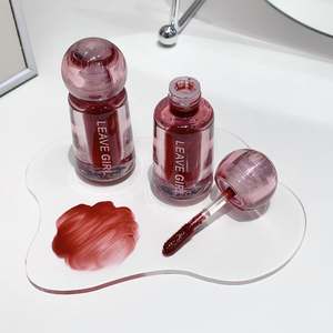 La superficie del espejo no pegajosa que blanquea de larga duración revela un brillo de labios duradero y tierno - Product Image 5