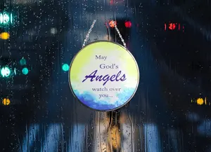 Özelleştirilmiş UV baskı "tanrılar melek" asılı kolye yuvarlak duvar asma ev dekor