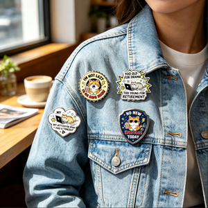Badge en émail personnalisé OEM, motif jeu <span class=keywords><strong>de</strong></span> mots, vente en gros, badge <span class=keywords><strong>de</strong></span> revers à thème <span class=keywords><strong>de</strong></span> meme internet, broche à texte humoristique pour cadeau <span class=keywords><strong>de</strong></span> fête, décoration <span class=keywords><strong>de</strong></span> bureau, objet <span class=keywords><strong>de</strong></span> collection, merchandising - Product Image 2