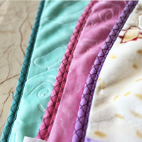 Couverture de bébé moderne personnalisée 100% polyester, motif festif imprimé, jeté de lit en fausse fourrure