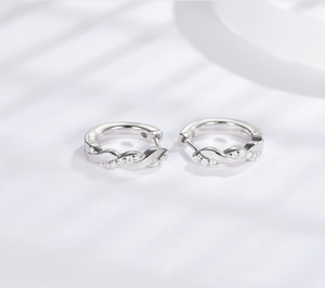 Pendientes de Aro de Plata Maciza Chapados en Platino con Moissanita y Circonita Cúbica VVS, Joyería de Moda - Product Image 3
