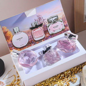 <span class=keywords><strong>Set</strong></span> di campioni di profumo floreale da <span class=keywords><strong>donna</strong></span> 3 pezzi Mini fragranze da viaggio con confezione regalo di lusso Eau De Parfum - Product Image 3