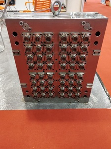 Fabricação Profissional de Novos Moldes de Pré-forma para Garrafas PET com Múltiplas Cavidades para Tampas de Garrafa - Product Image 6