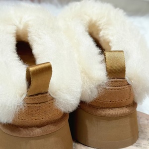 Botas de Nieve de Diseño de Lujo para Mujer, Tendencia 2025, Modernas, Cálidas, de Lana de Oveja, Térmicas, Cómodas, con Suela Gruesa de Goma - Product Image 5