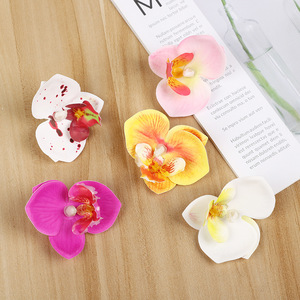 ดอกกล้วยไม้ฟาแลนนอปซิสประดิษฐ์จาก Yiwu Datuo ขนาด 6 นิ้ว สีขาวลายจุด สีเหลือง สีชมพู สีขาวนม สำหรับตกแต่งงานแต่งงาน - Product Image 1