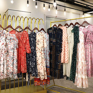 Ropa Usada Premium de Ciudades Desarrolladas, Materiales de Alta Calidad Grado A, Fardos de Ropa de Marca de Segunda Mano en Buen Estado - Product Image 1