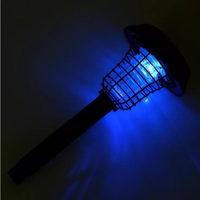 Lampe solaire anti-moustique solaire répulsif à la lumière intelligente pour contrôler les insectes de pelouse et les insectes.