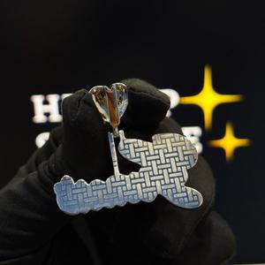 Collar Personalizado de Plata de Ley 925 con Nombre en Cursiva, Estilo HIPHOP SPARKLE, con Moissanita VVS, Corazón y Cadena Completamente Cubierta de Piedras, Unisex - Product Image 3