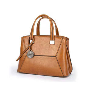 2022 cuero genuino moda encanto venta al por mayor Bolsos De <span class=keywords><strong>Mujer</strong></span> bolsos de hombro de lujo para <span class=keywords><strong>mujer</strong></span> - Product Image 2