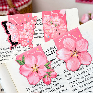 ที่คั่นหนังสือแม่เหล็ก ลายดอกซากุระน่ารัก 1 ชิ้น ที่คั่นหน้าแม่เหล็กการ์ตูน ที่คั่นหน้าแม่เหล็กแบบมีสไตล์ อุปกรณ์เครื่องเขียน - Product Image 1
