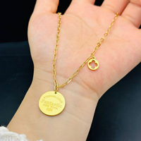 Collier à Disque Alphabet en Acier Inoxydable Style Hip Hop Vintage Chaîne à Maillons Tendance avec Fermoir OT Cadeau Personnalisé pour Hommes Femmes