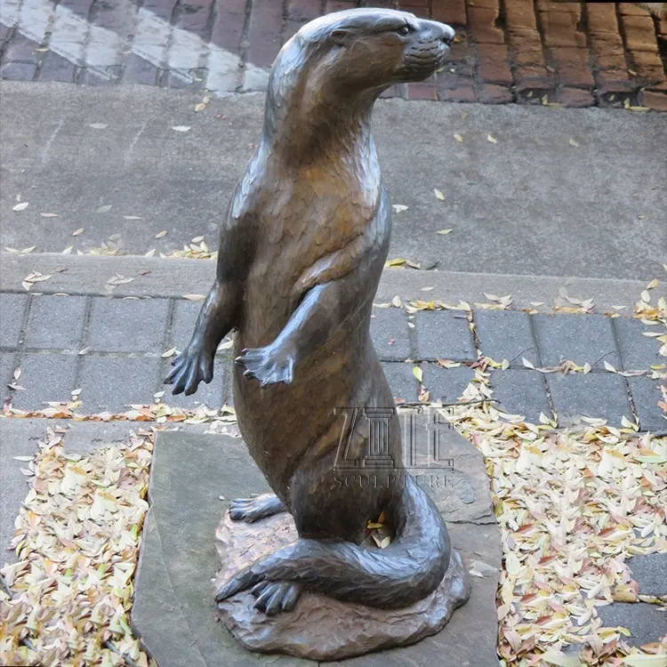 Bronze otter skulptur, dekorativ im Freien, Lebensgröße, populärer Entwurf