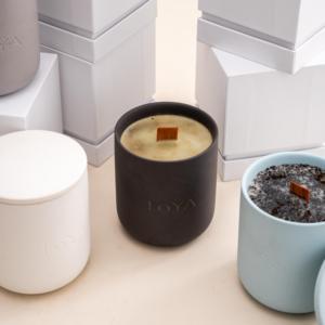 AIKUN Luxury Soy Wax Long Lasting Label Ceramic Jar Aromatherapy Scented Candles for Home Spa Relaxation <b>Gift</b> Set - Product Image 2