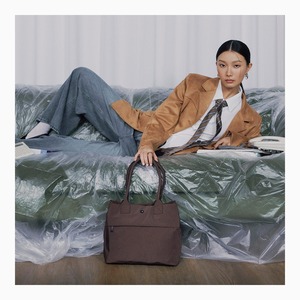 Bolso de Hombro KEIRYO Ailé de Nailon Ligero con Correa Acolchada, 30x26cm, para Mujer, Disponible en Taiwán - Product Image 3