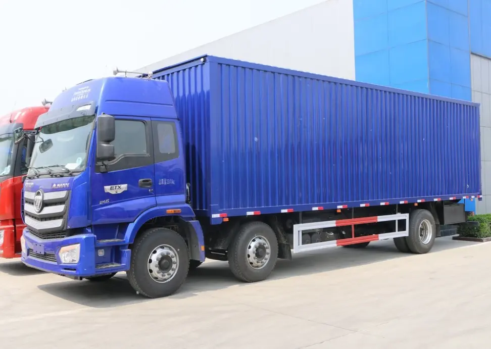 شاحنة فوتون أومن جديدة من سلسلة ETX شاحنة نقل بضائع شاحنة ثقيلة 245 حصان 6X2