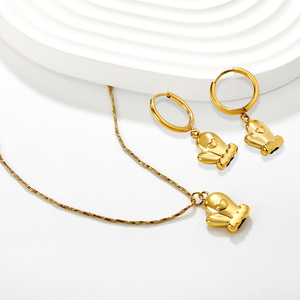 Conjunto de Collar y Pendientes con Colgante de Guantes de Dibujos Animados, Acero Inoxidable 18k, Joyería para Mujer, Uso Diario - Product Image 1