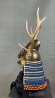 Casque de samouraï Kabuto avec grand ornement en forme de bois de cerf doré, décoration de dragon, casque japonais portable pour collection