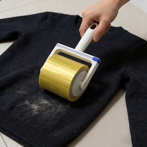 Rouleau Adhésif Anti-<span class=keywords><strong>Poils</strong></span> pour Vêtements - Rouleau de Remplacement à Déchirer avec Brosse Capteuse de <span class=keywords><strong>Poils</strong></span> - Produits de Toilettage pour <span class=keywords><strong>Animaux</strong></span> - Product Image 3