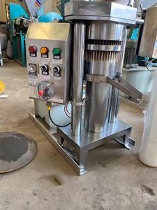 Prensa Hidráulica Comercial para Aceite de Coco, Sésamo, Cacahuete <span class=keywords><strong>y</strong></span> Almendra con Sistema Automático de Control de Presión - Product Image 4