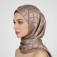 1013 Tissu de foulard en polyester à mémoire de forme, doux, infroissable, à motif floral, le mieux noté, pour femmes musulmanes