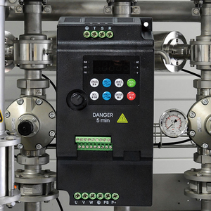 Convertidor de 220V monofásico o trifásico a 380V trifásico VFD 0.75kW/1.5kW/2.2kW Frecuencia de variador de potencia nominal para sistema trifásico de 380V - Product Image 2