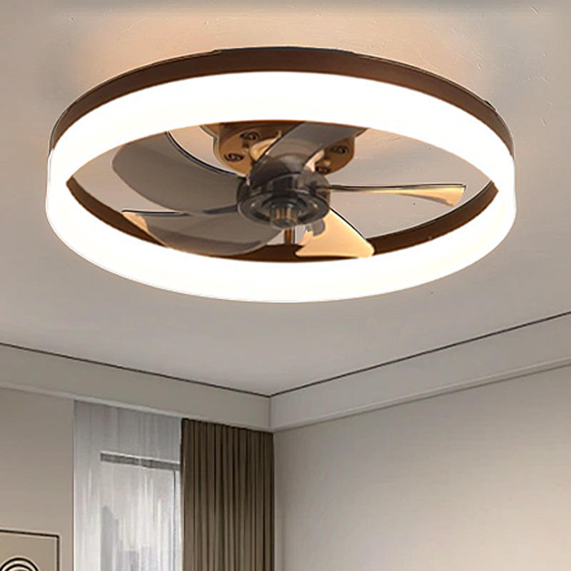 สีน้ำตาล