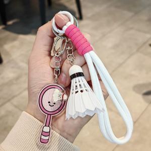 Porte-clés de badminton mignon en forme de raquette de dessin animé, breloque pour sac à dos de sport, sangle de téléphone tressée, décoration pour les amateurs de mode et de sport - Product Image 6