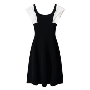 Haute qualité dames Flare Maxi robe bouton décoration femmes pull tricoté robe d'été manches courtes Midi Style français - Product Image 1