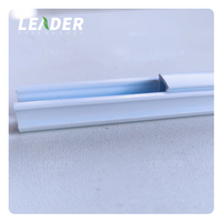 Agriculture Serre Système de fixation pour film et tissu Profil de verrouillage en aluminium et clip Richel/Conception autobloquante Casier en PVC