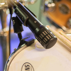 Ensemble de microphones dynamiques sans fil Audix <span class=keywords><strong>Dp7</strong></span>, 7 pièces, portable, durable, en métal, kit de micro pour karaoké et batterie - Product Image 5