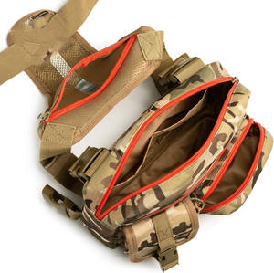 Échantillon gratuit Sac de poitrine tactique imperméable pour homme Sac de poitrine de camouflage pour la course à pied Style messager - Product Image 4