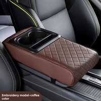 Coussin universel en cuir pour console centrale de voiture, multifonctionnel, avec rangement intégré, porte-gobelet, accoudoir confortable, ajustement standard
