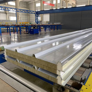 Panneau sandwich en laine de roche avec bordure en acier industriel, aluminium, <span class=keywords><strong>mousse</strong></span> de <span class=keywords><strong>polyuréthane</strong></span> pour l'isolation <span class=keywords><strong>thermique</strong></span> des toits d'entrepôts - Product Image 2