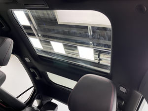 <span class=keywords><strong>Ford</strong></span> <span class=keywords><strong>Mondeo</strong></span> EcoBoost 245 <span class=keywords><strong>ST</strong></span> <span class=keywords><strong>Line</strong></span> 2022, essence, berline d'occasion, conduite à gauche - Product Image 4