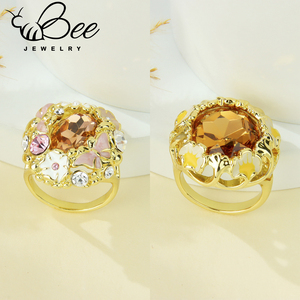 Anillos de Dedo Elegantes de Lujo Retro Coloridos Esmaltados con Cristales Grandes Chapados en Oro de 14k para Mujer - Product Image 3